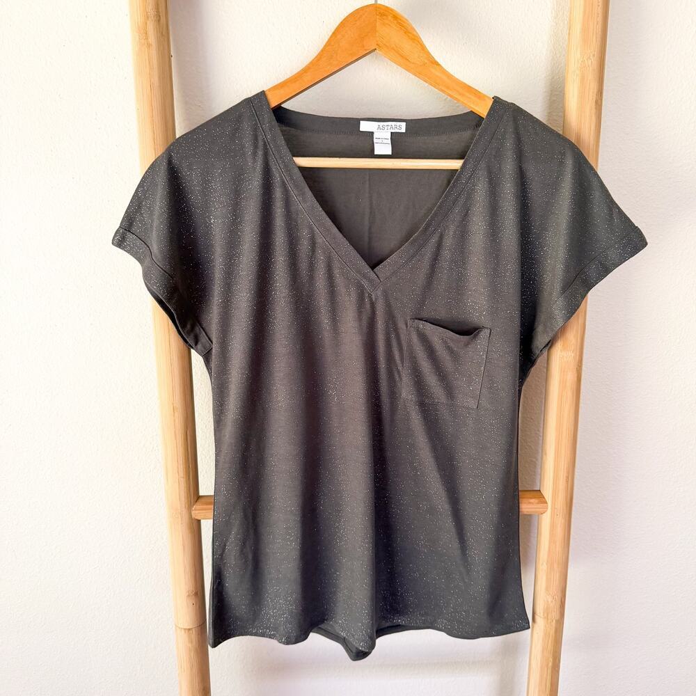 ASTARS Gray Metallic Speckled V Neck Pocket Tee Shirt Small